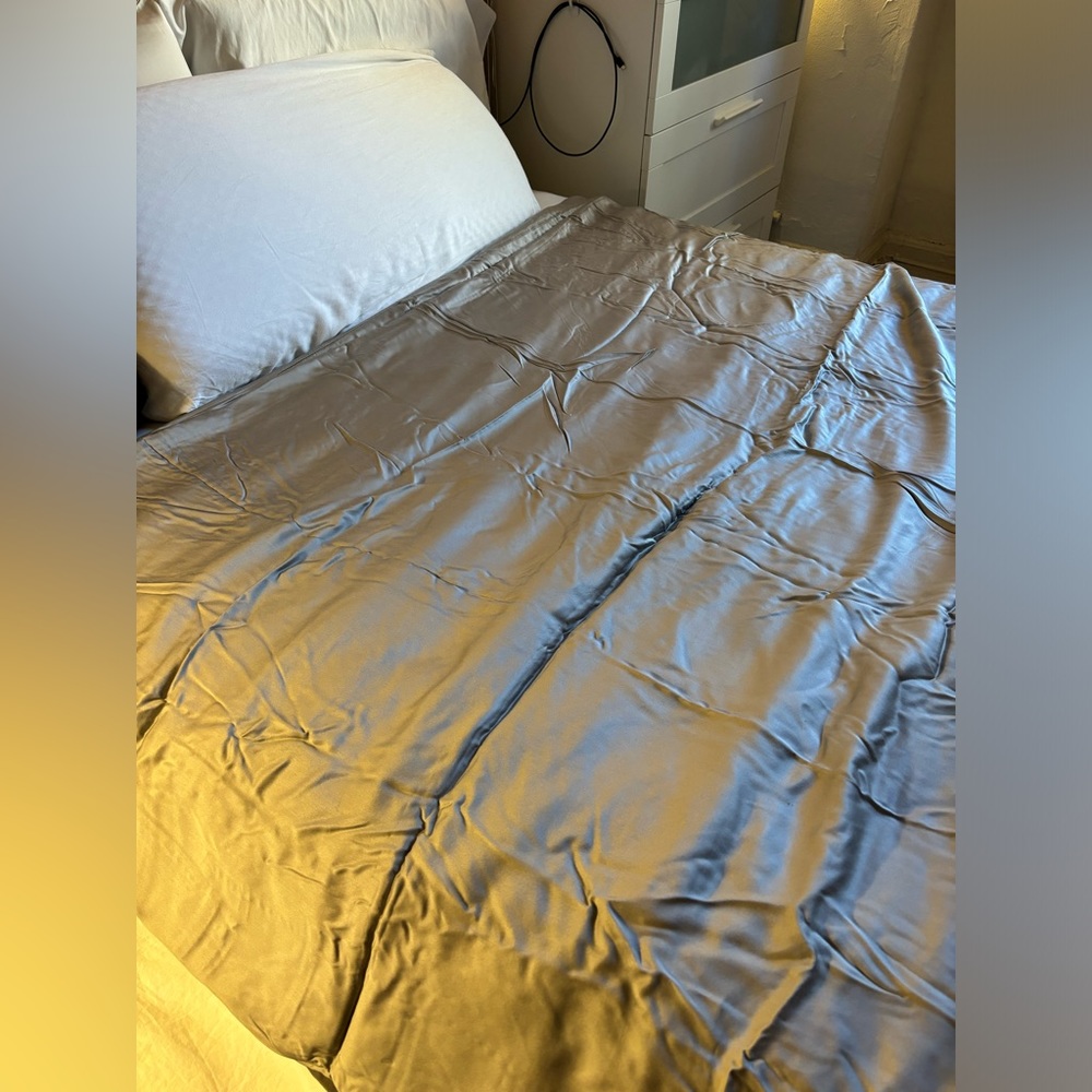 Luna Luxe Bamboo Weighted Blanket COVER